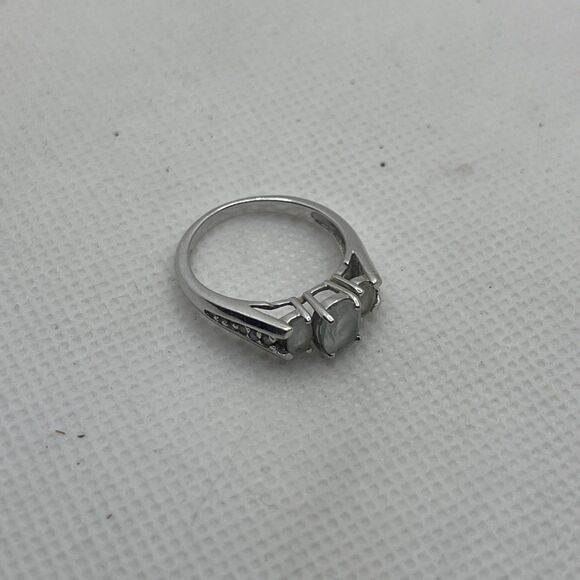 White Gold 10k Ring with Stones Size 6.5 - Picture 8 of 8